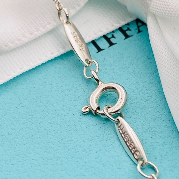 Tiffany & Co Elsa Peretti mini  Bean Necklace 925 sterling silver 16”box Nice - Picture 7 of 10